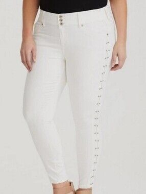 Torrid White Lace-Up Jegging Jeans Size 12 S